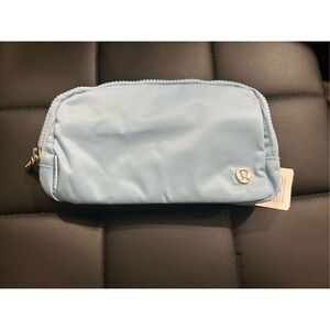 Lululemon Everywhere Belt Bag Windmill Color 1L